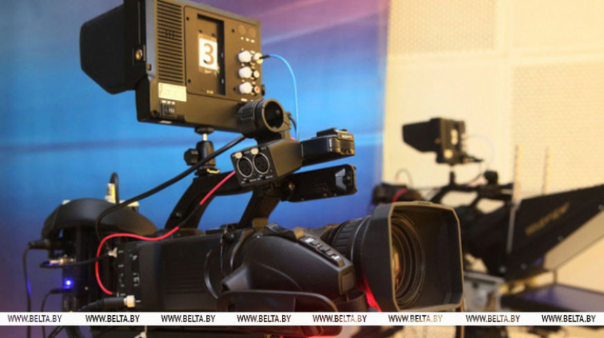 Лукашенко поздравил работников радио, телевидения и связи с профессиональным праздником
