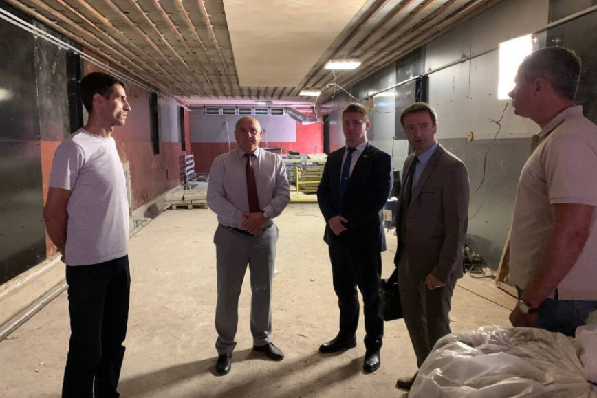 Вячеслав Дурнов проверил ход реконструкции спортивных объектов в Витебске