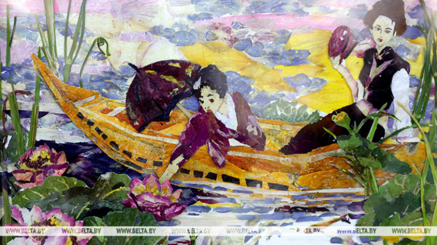 Ежик из тополиного пуха, цветы из чеснока. Фестиваль флористики открылся в Витебске