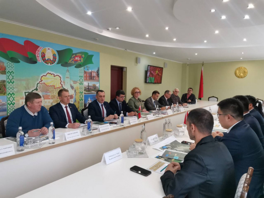 Китайские инвестиции в АПК: Витебская область планирует совместные проекты по выращиванию тепличных растений