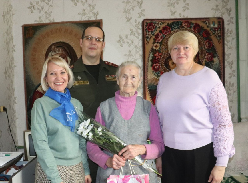 С заботой к заслуженным матерям