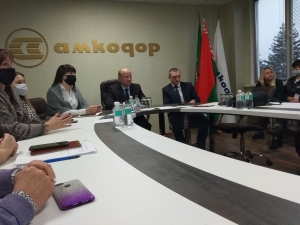 18 лістапада старшыня Талачынскага райвыканкама Лындзін А. М. наведаў ААТ «Амкадор-КЭЗ»<br />