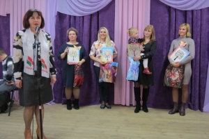 Напярэдадні Дня жанчын прайшоў конкурс шматдзетных мам 